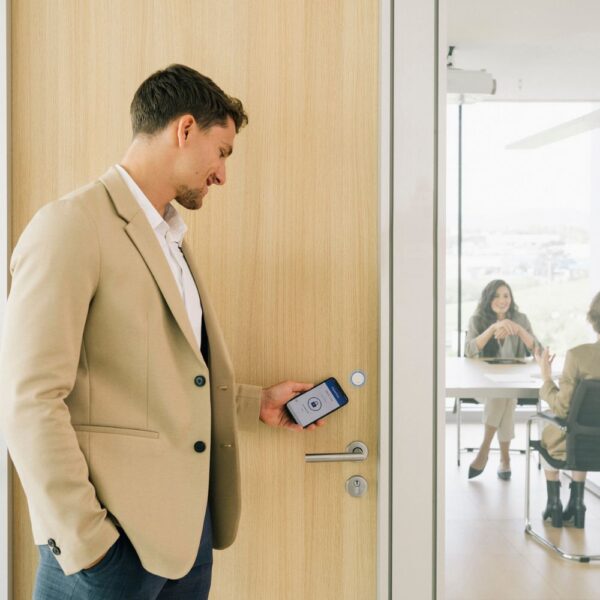 SMARTair i-minimal Electronic Lock